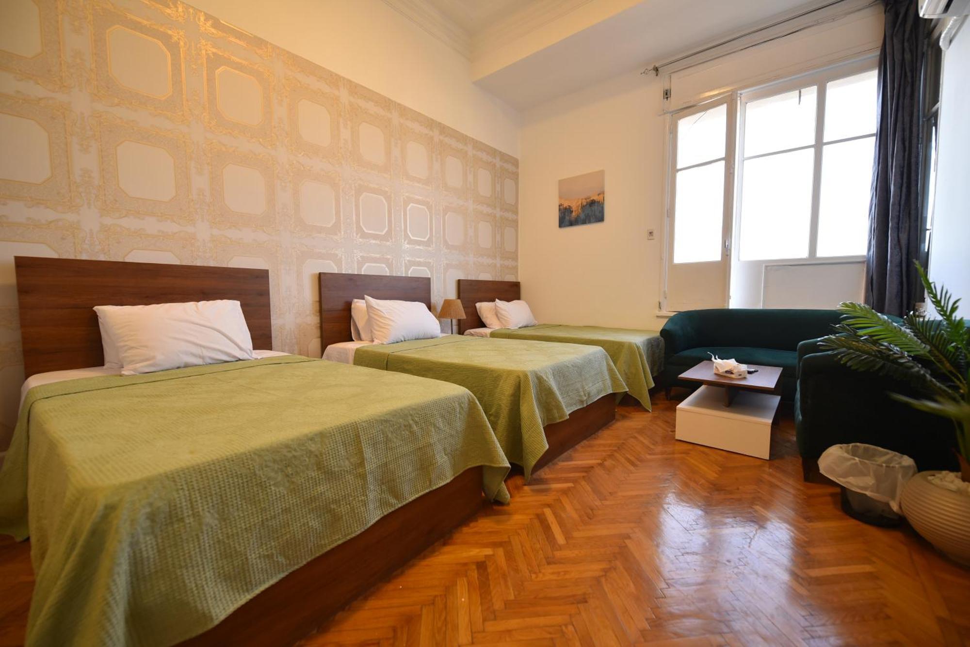 Family Apartment *