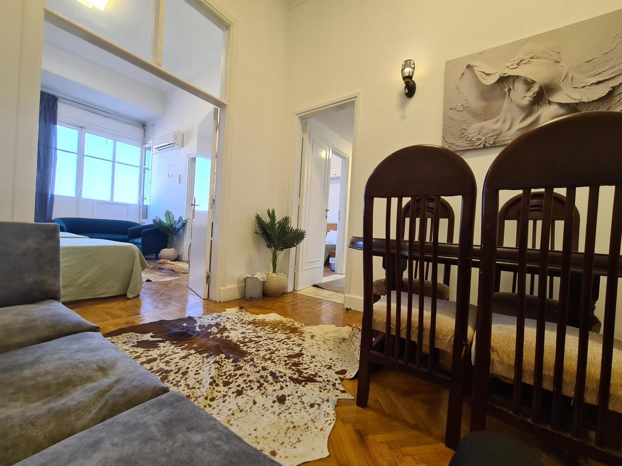Family Apartment *